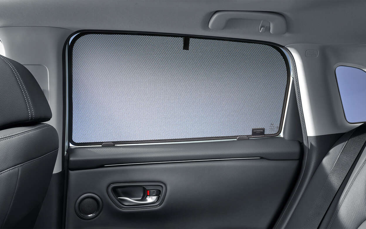 Honda ZR-V Hybrid Second Row Shade